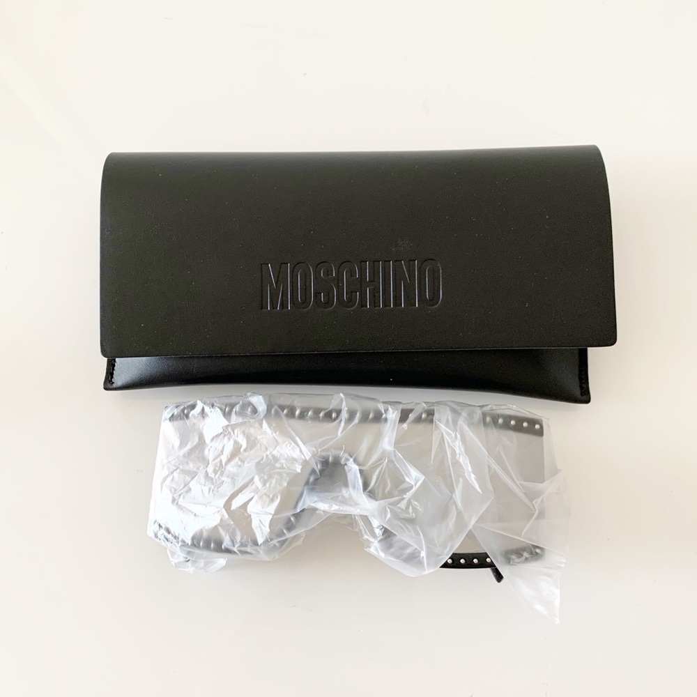 SOLD Moschino Sunglasses, New - Picture 16 of 16